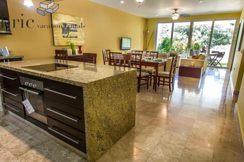 Playa Village Condo By Bvr Playa del Carmen Exterior photo