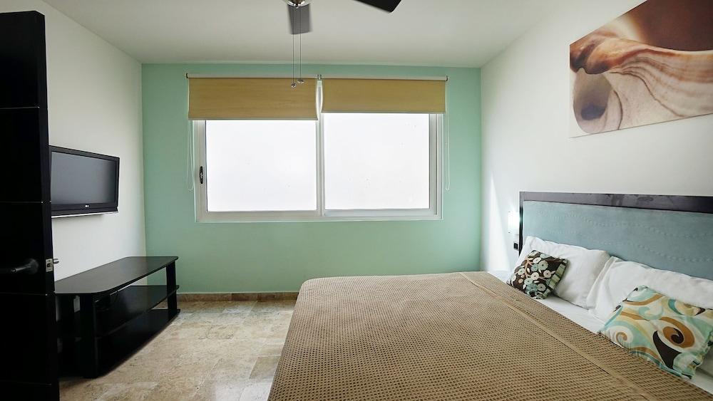 Playa Village Condo By Bvr Playa del Carmen Exterior photo